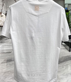 市场上装-T恤-欧货T恤