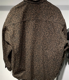 市场上装-衬衫-休闲衬衫