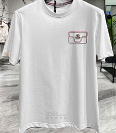 市场上装-T恤-欧货T恤