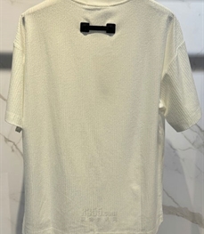 市场上装-T恤-欧货T恤