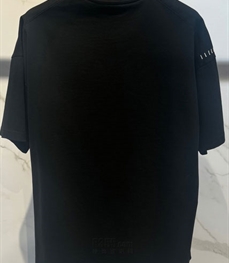 市场上装-T恤-欧货T恤