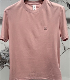 市场上装-T恤-欧货T恤