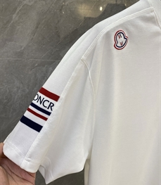 市场上装-T恤-欧货T恤