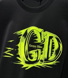 市场上装-T恤-欧货T恤