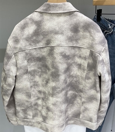 市场上装-夹克-休闲夹克