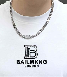 市场上装-T恤-欧货T恤