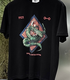 市场上装-T恤-欧货T恤