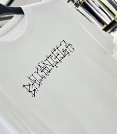 市场上装-T恤-欧货T恤