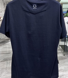 市场上装-T恤-欧货T恤