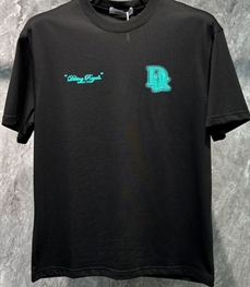 市场上装-T恤-欧货T恤