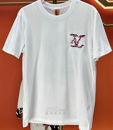 市场上装-T恤-欧货T恤