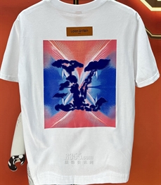 市场上装-T恤-欧货T恤