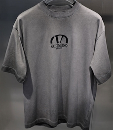 市场上装-T恤-欧货T恤