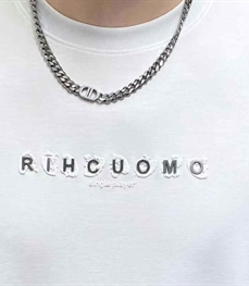 市场上装-T恤-欧货T恤