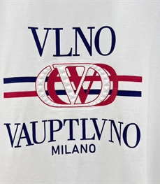 市场上装-T恤-欧货T恤