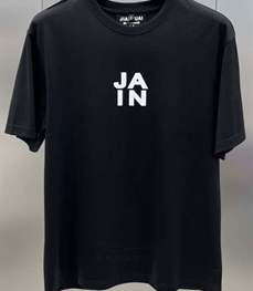 市场上装-T恤-欧货T恤