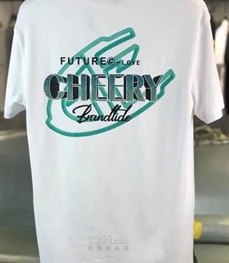 市场上装-T恤-欧货T恤