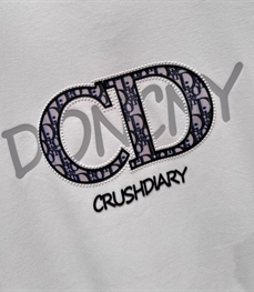 市场上装-T恤-欧货T恤