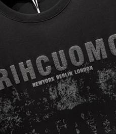 市场上装-T恤-欧货T恤