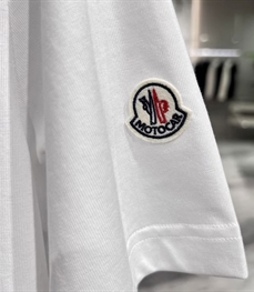 市场上装-T恤-欧货T恤