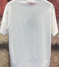 市场上装-T恤-欧货T恤