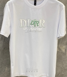 市场上装-T恤-欧货T恤