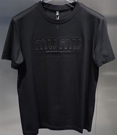 市场上装-T恤-欧货T恤