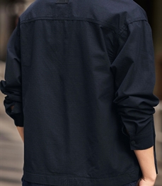 市场上装-衬衫-休闲衬衫