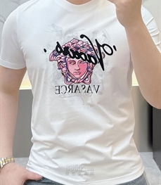 市场上装-T恤-欧货T恤