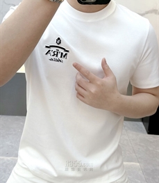 市场上装-T恤-欧货T恤