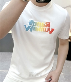 市场上装-T恤-欧货T恤