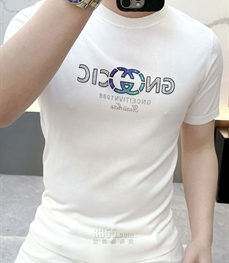 市场上装-T恤-欧货T恤