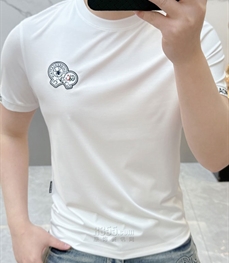 市场上装-T恤-欧货T恤