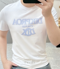 市场上装-T恤-欧货T恤