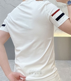 市场上装-T恤-欧货T恤