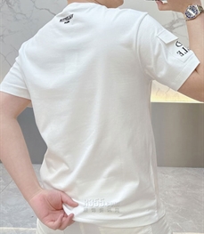 市场上装-T恤-欧货T恤