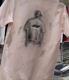 市场上装-T恤-T恤