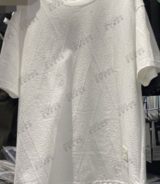 市场上装-T恤-T恤