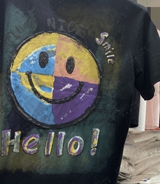 市场上装-T恤-T恤