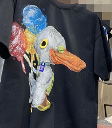 市场上装-T恤-T恤