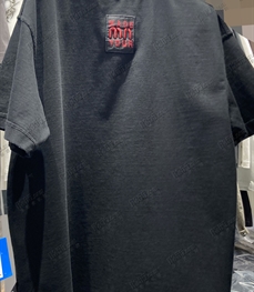 市场上装-T恤-T恤