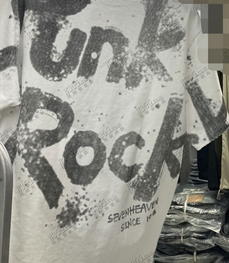 市场上装-T恤-T恤