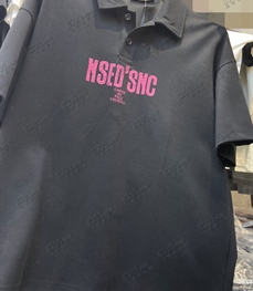 市场上装-T恤-T恤