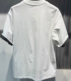 市场上装-T恤-欧货T恤