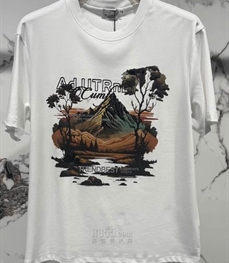 市场上装-T恤-欧货T恤