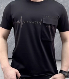 市场上装-T恤-欧货T恤