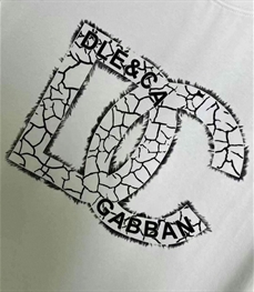 市场上装-T恤-欧货T恤