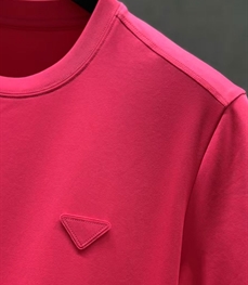 市场上装-T恤-欧货T恤