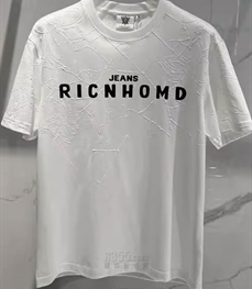 市场上装-T恤-欧货T恤