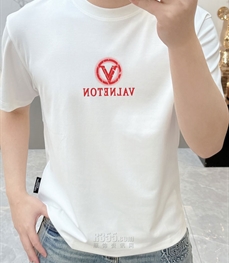 市场上装-T恤-欧货T恤